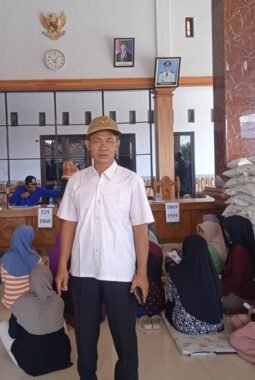 Polisi Edukasi Warga Kost di Ngadirejo soal Modus Penipuan Online